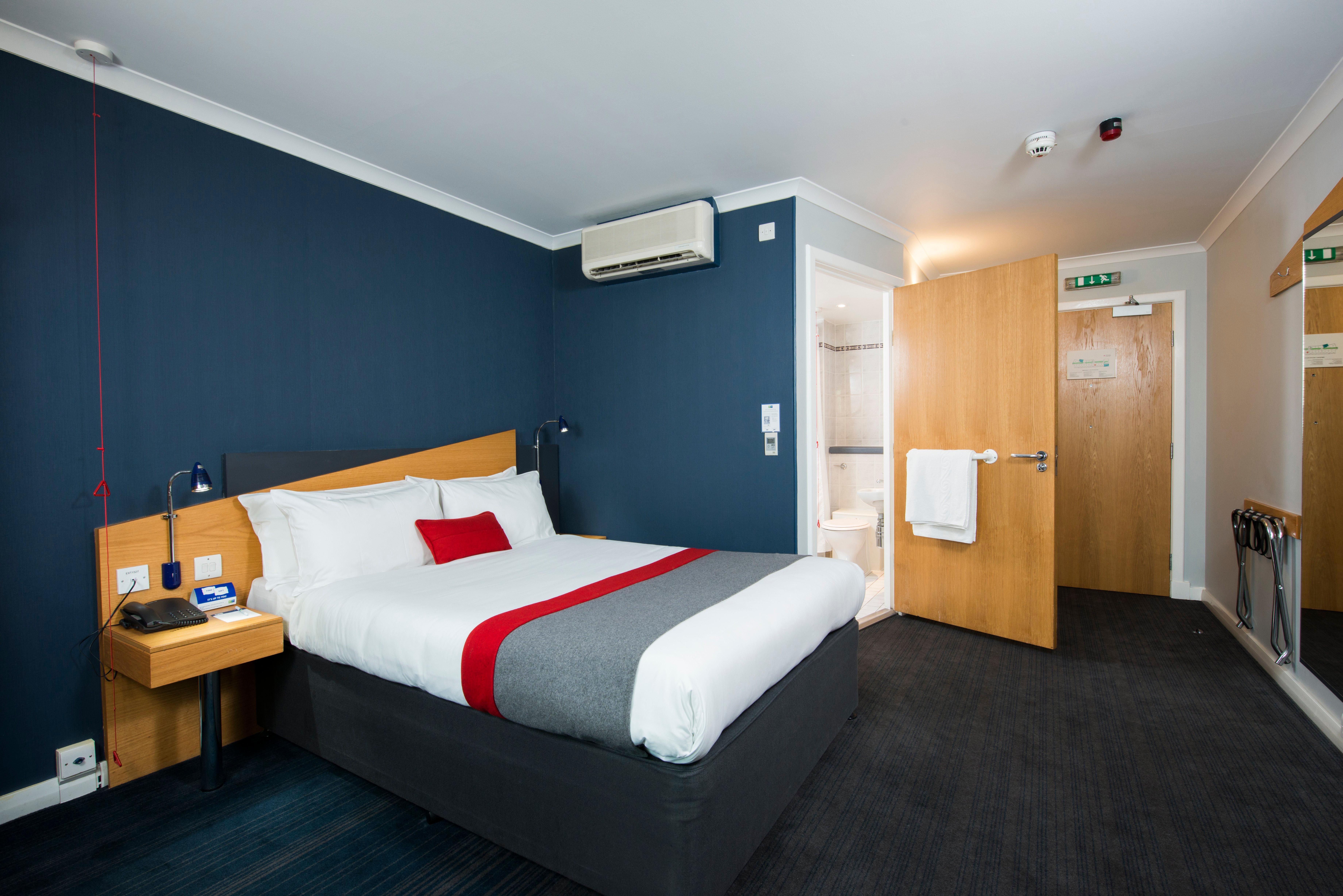 Express Birmingham By Ihg Олдбери