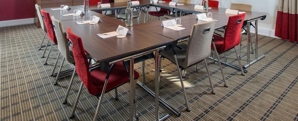 Express Birmingham Oldbury By Ihg 3* Oldbury (West Midlands)