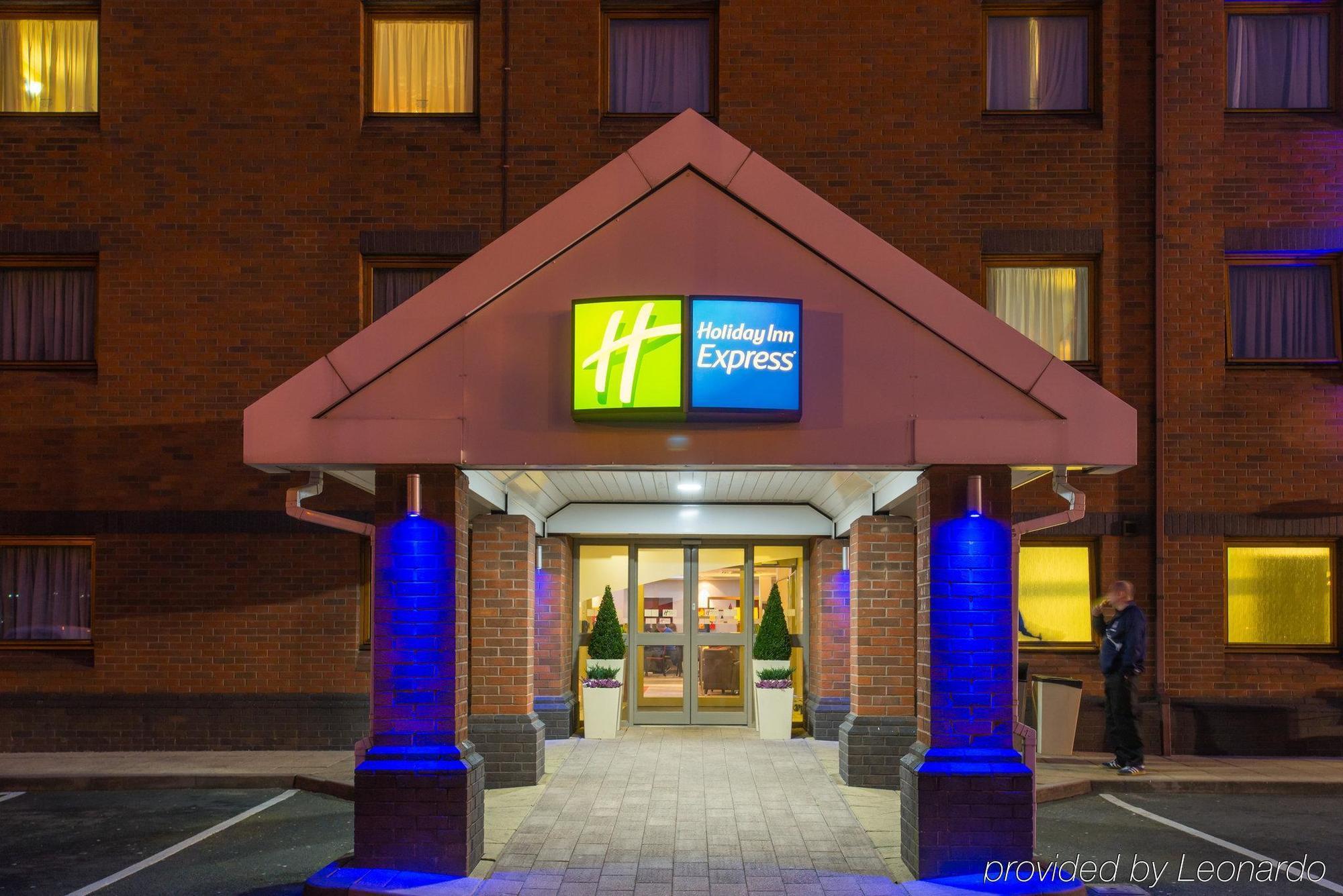 Express Birmingham By Ihg Олдбери