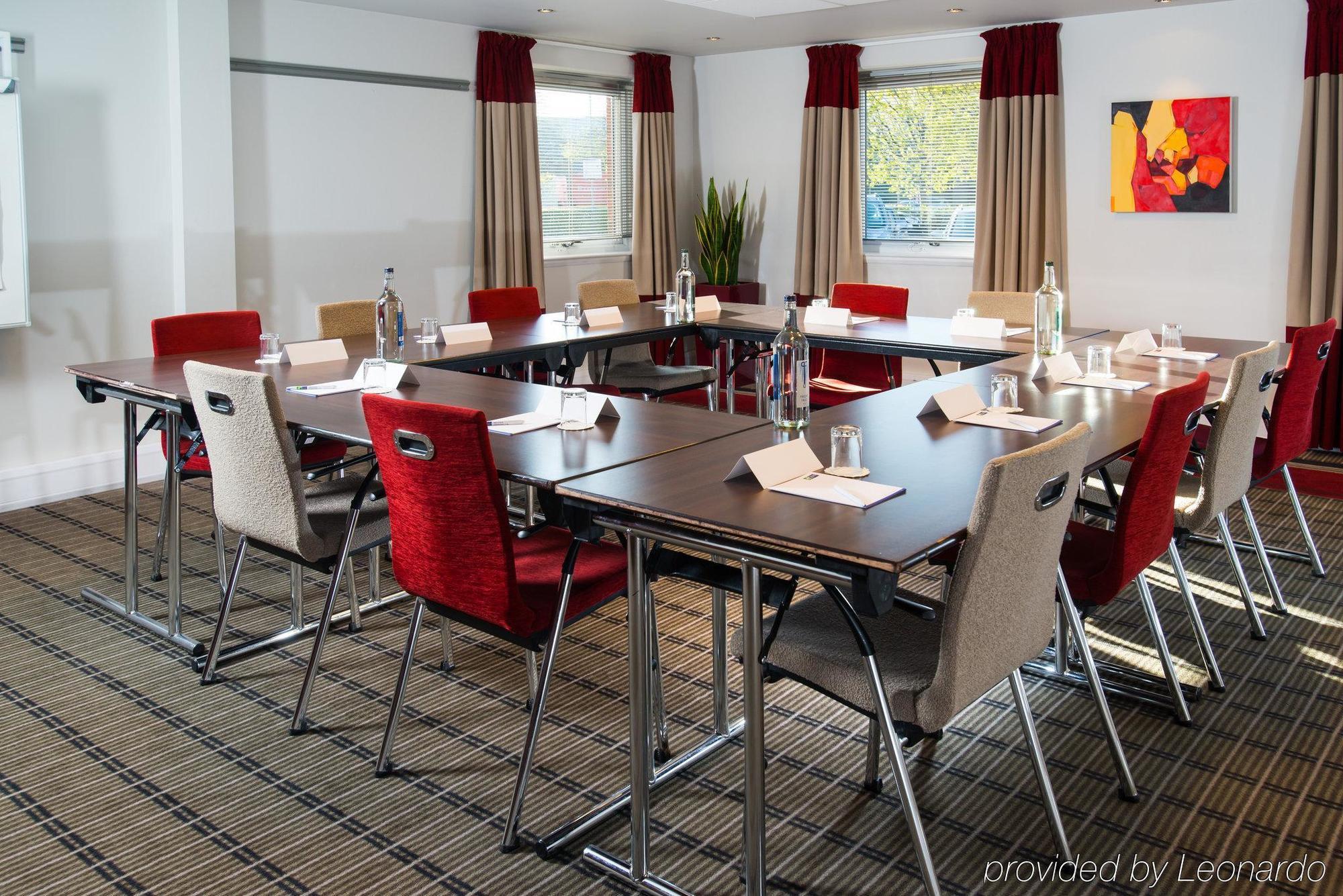 Express Birmingham By Ihg Отель Олдбери