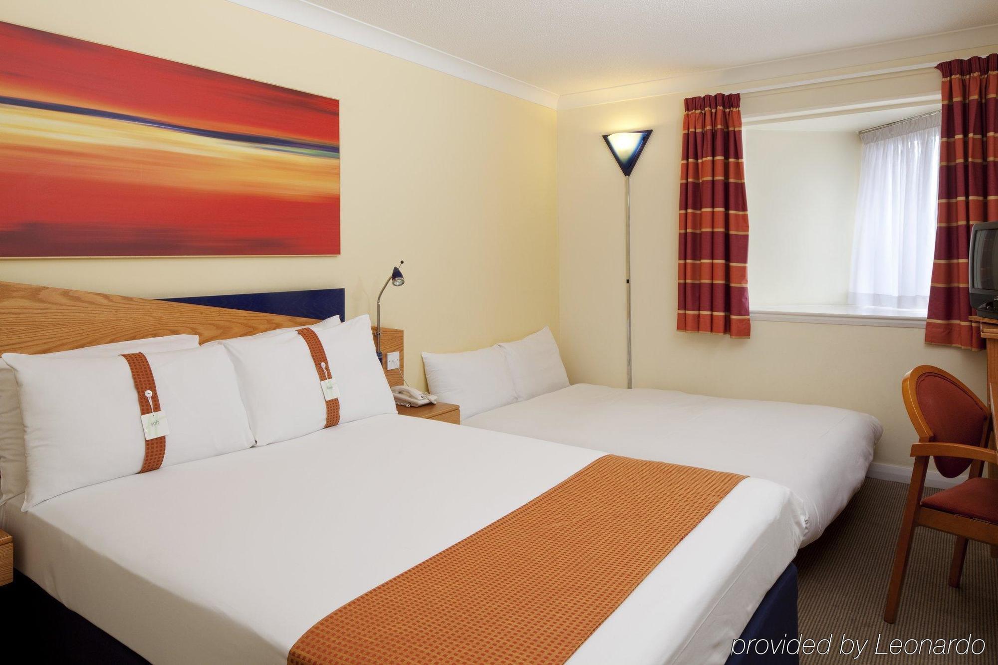 Отель Express Birmingham By Ihg 3*
