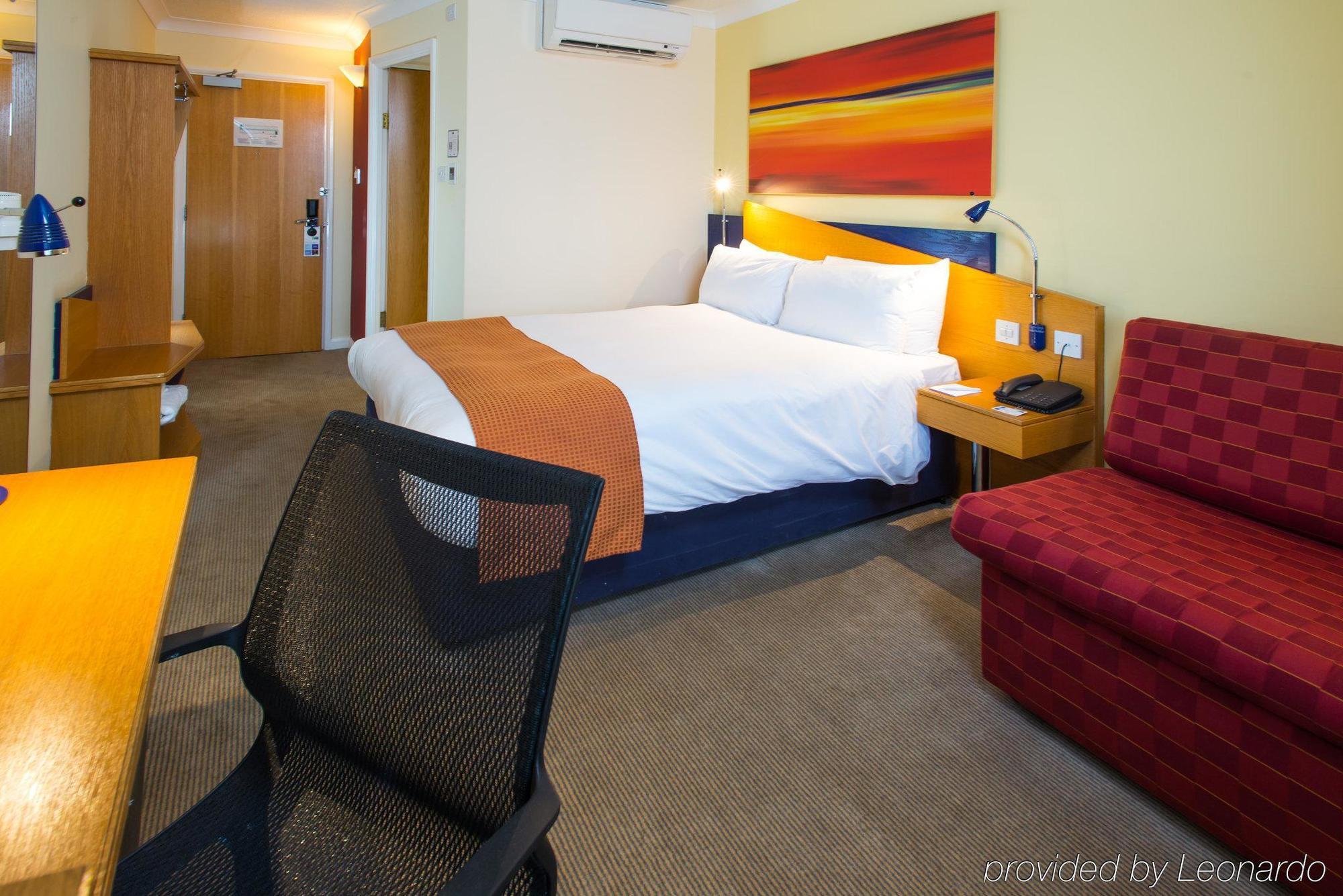 Express Birmingham By Ihg Отель 3*