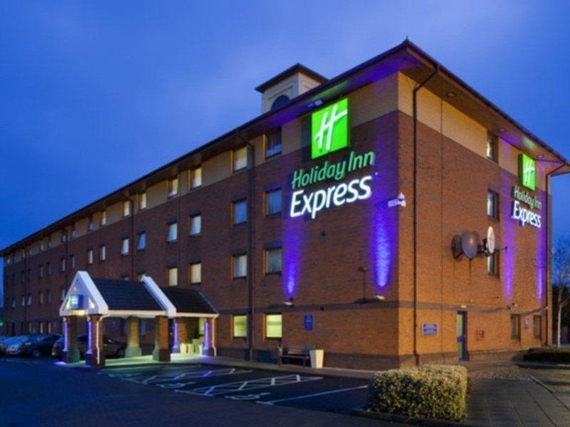 Отель Express Birmingham By Ihg 3*