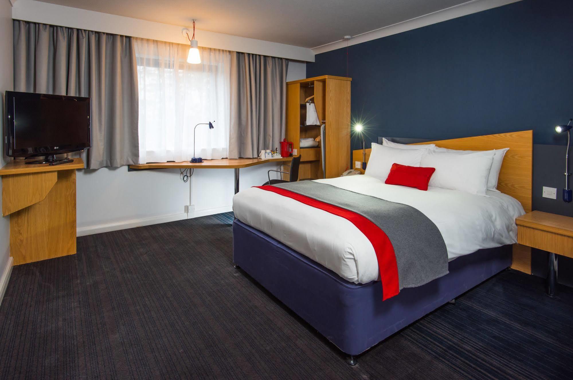 Express Birmingham By Ihg Отель Олдбери