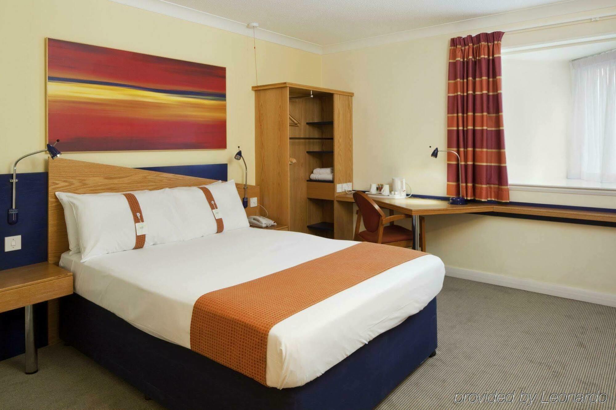 Express Birmingham By Ihg Олдбери